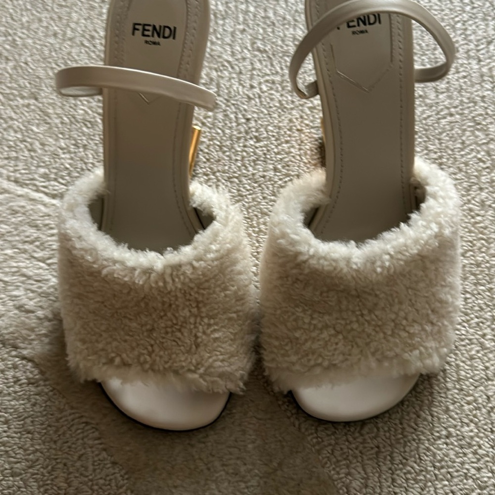 FENDI fur sandal